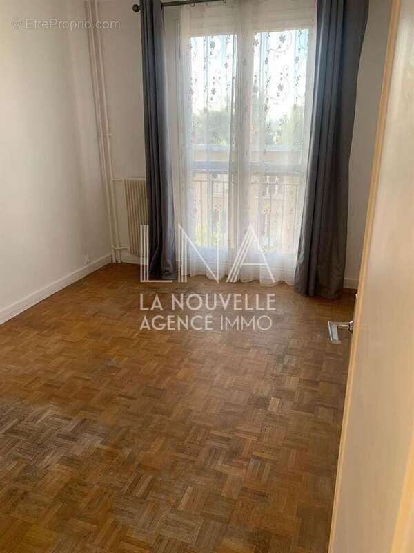 LNA Immo - Bien rare - Appartement F5 lumineux de 90m² avenue Eugène Decros - photo 8