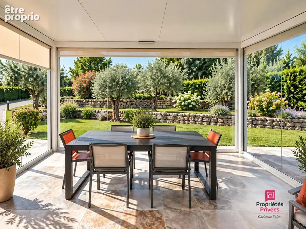Maison  4 pièce(s) plain-pied 130 m2 avec pergola bioclimatique fermé proche autoroute - photo 2