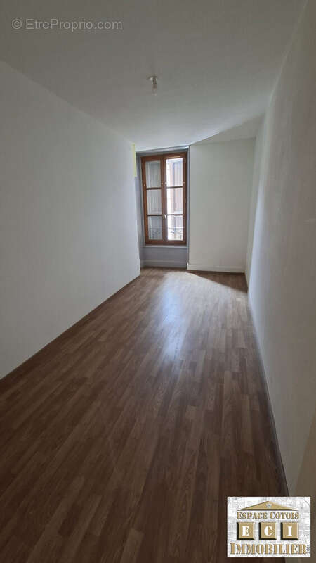 Appartement à LA COTE-SAINT-ANDRE