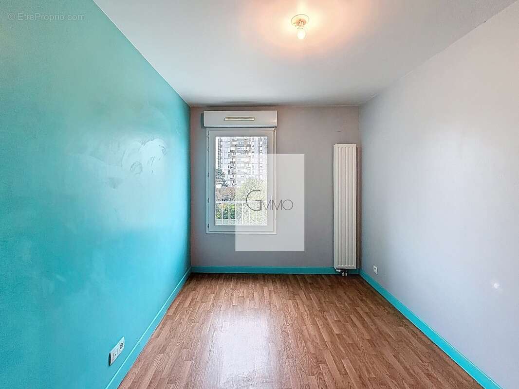 Appartement à L'HAY-LES-ROSES