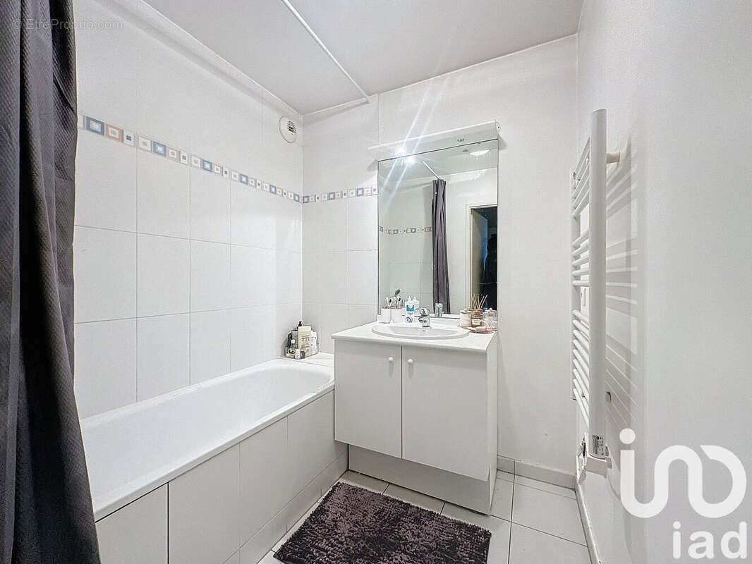 Photo 4 - Appartement à LES MUREAUX