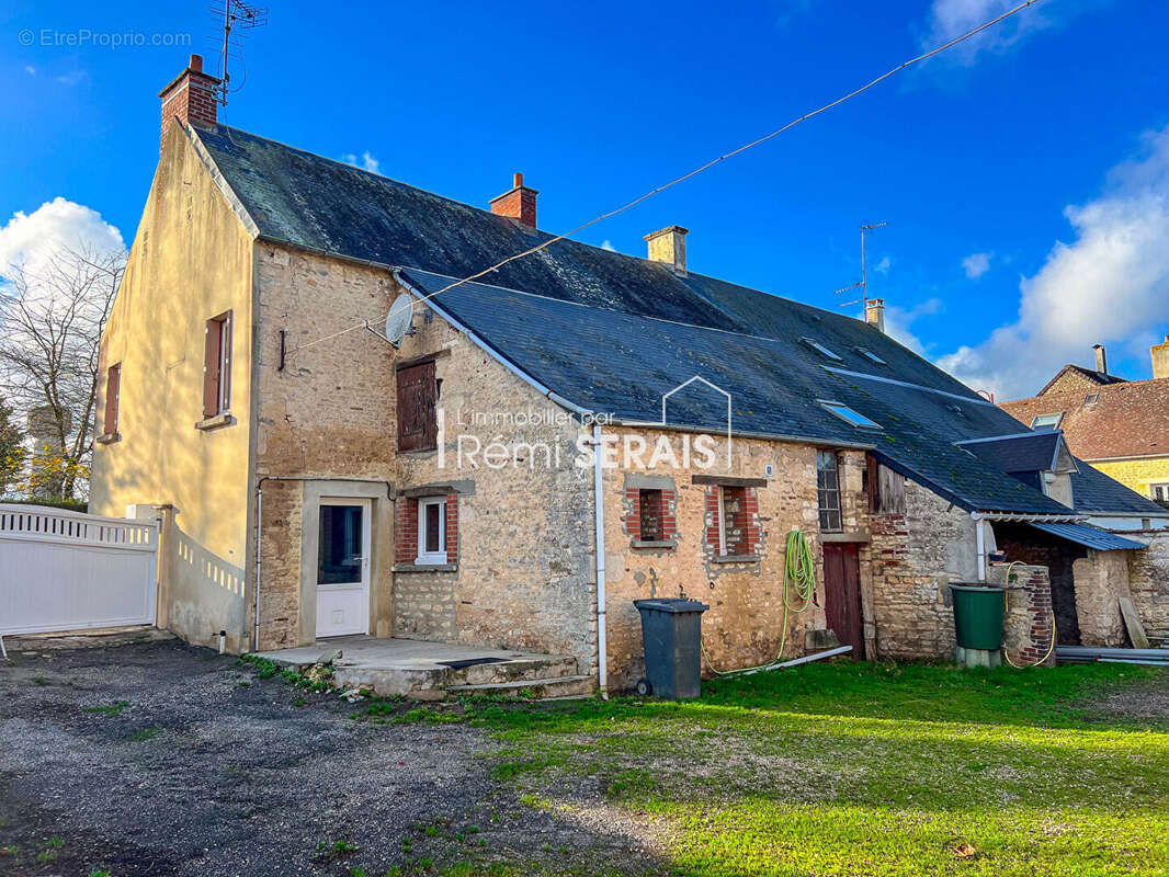 Maison à POTIGNY