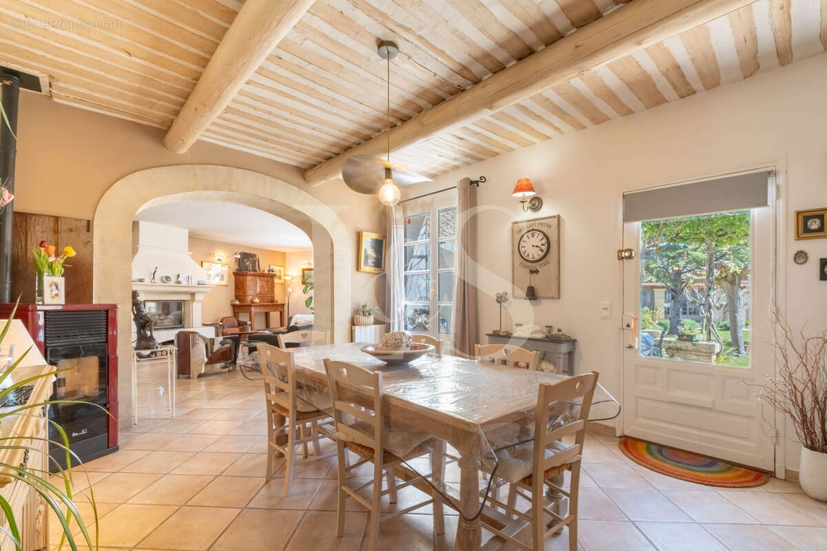 Maison à AUBIGNAN