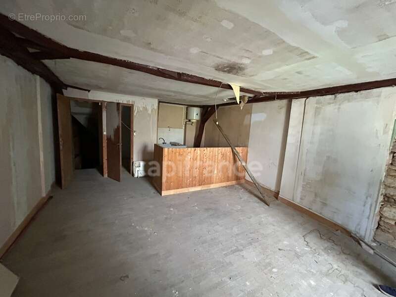 Maison de bourg à vendre 4 pièces env 211m² EXCIDEUIL (24)patio et jardin - photo 37