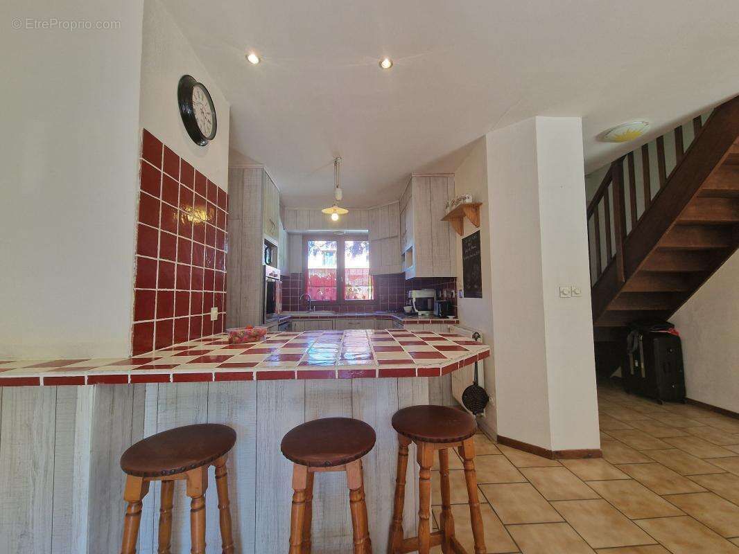 Maison à VAIRES-SUR-MARNE