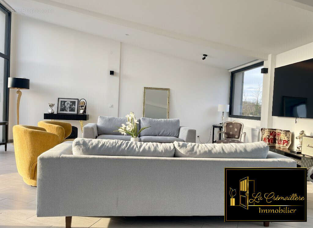 Maison à SAINT-MARTIN-DE-BRETHENCOURT