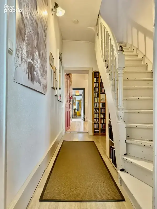 Immeuble de 1900 à Épinal : grand appartement, local et terrasses - photo 7