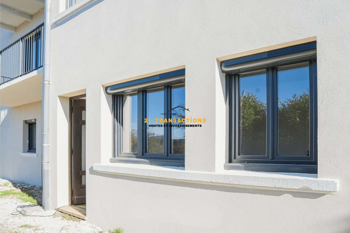 Appartement à CHARBONNIERES-LES-BAINS