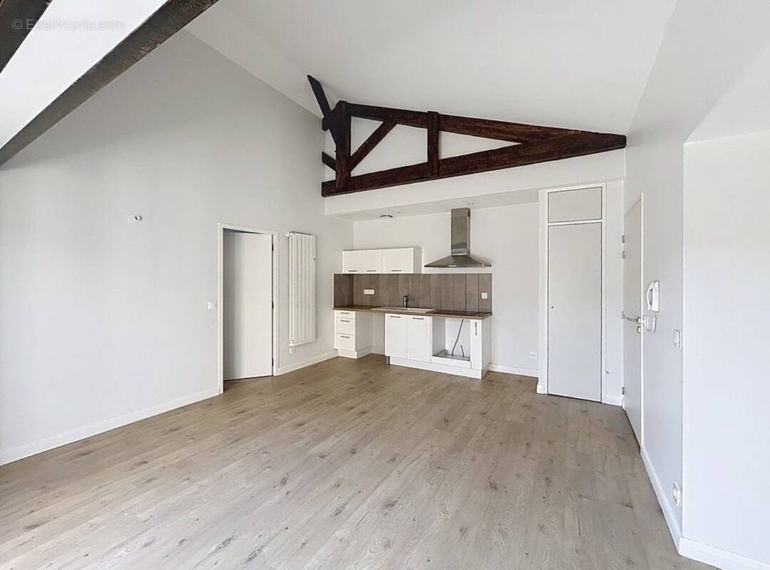 Appartement à BEGLES