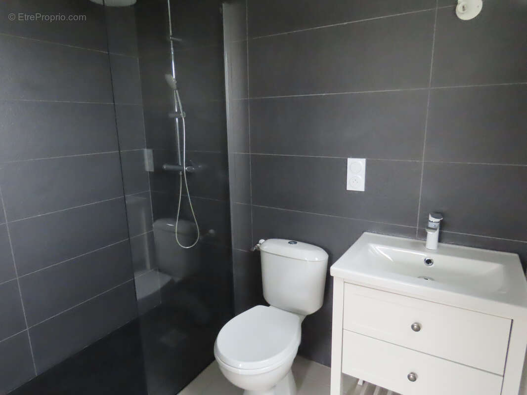 Maison à COGNAT-LYONNE