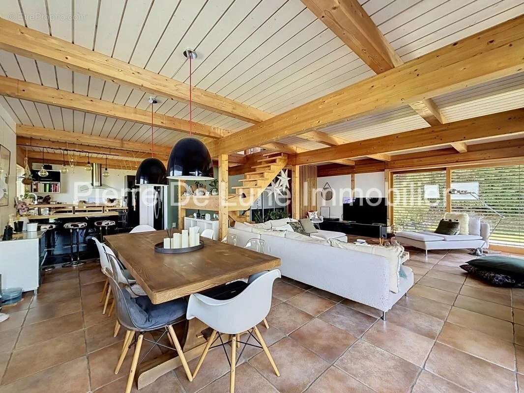 Trévignin – Maison d'exception en ossature bois avec vue dominante, piscine et panorama sur les montagnes - photo 13