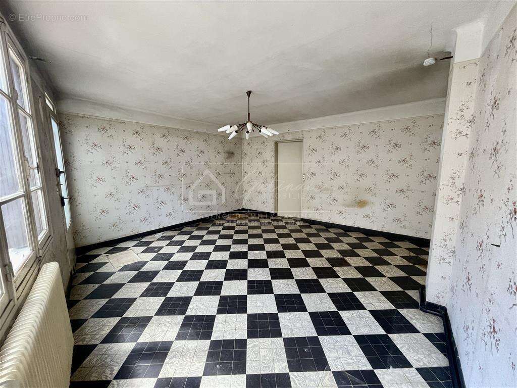 Maison à MILLY-LA-FORET