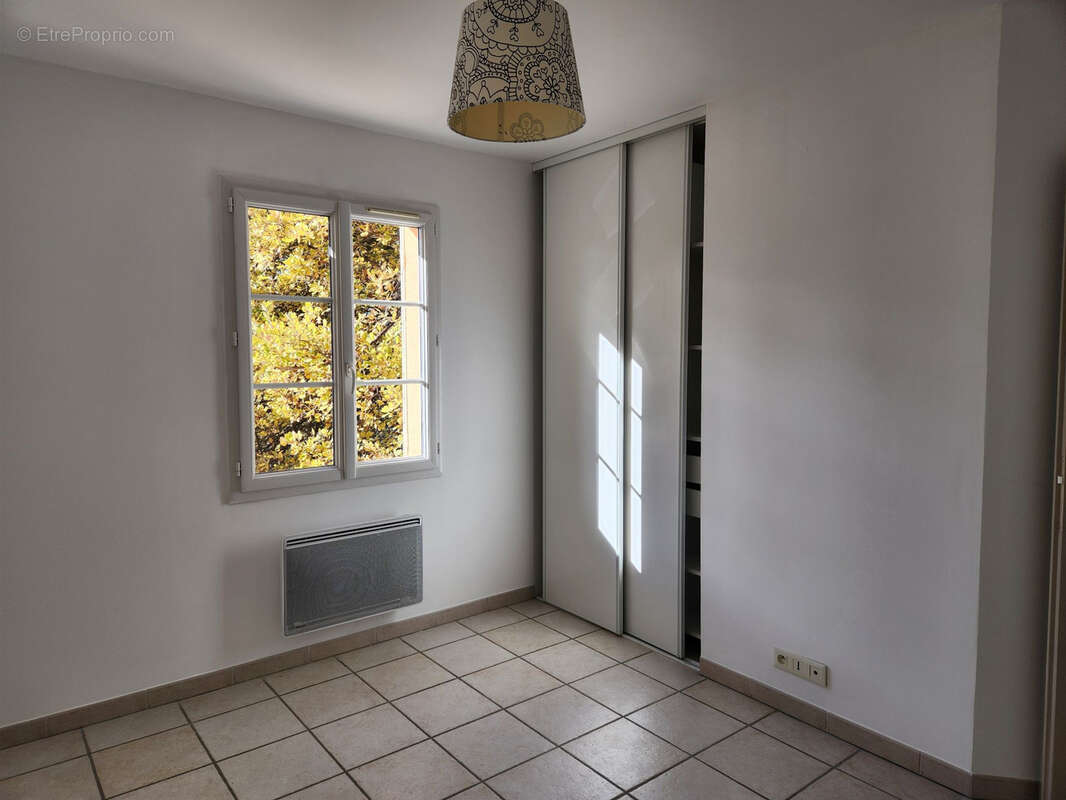 Maison à MERINDOL-LES-OLIVIERS