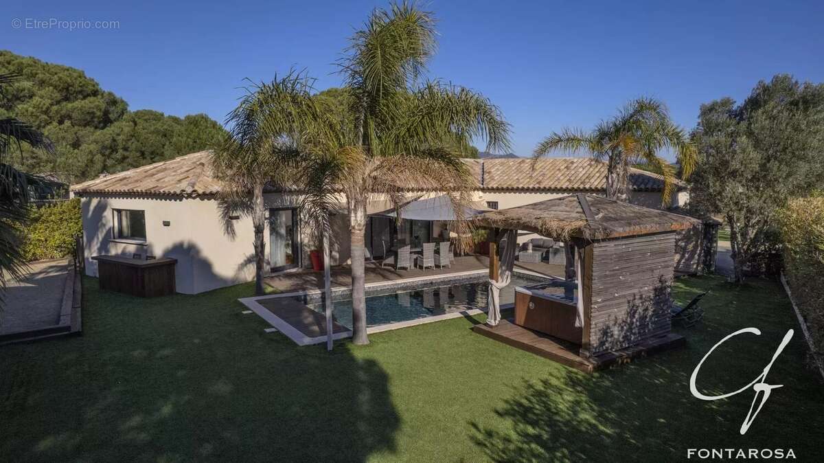 Maison à PUGET-SUR-ARGENS