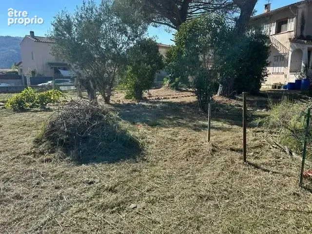 Terrain à bâtir de 240 m² à LA ROQUETTE-SUR-SIAGNE (06) - photo 7