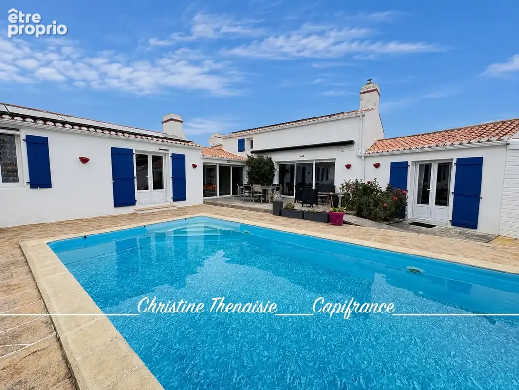 Maison à vendre 6 pièces 4 chambres - piscine chauffee - garage - terrain  saint gilles croix de vie (85) - photo 29