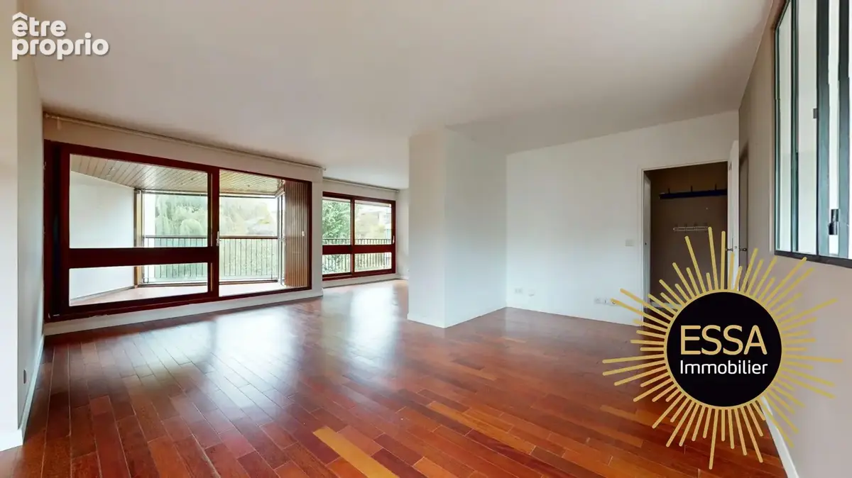 Appartement 5 pièces 133 m² à vendre à Rocquencourt (78150) - photo 2