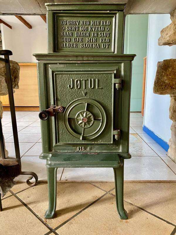 Maison à BOURCEFRANC-LE-CHAPUS