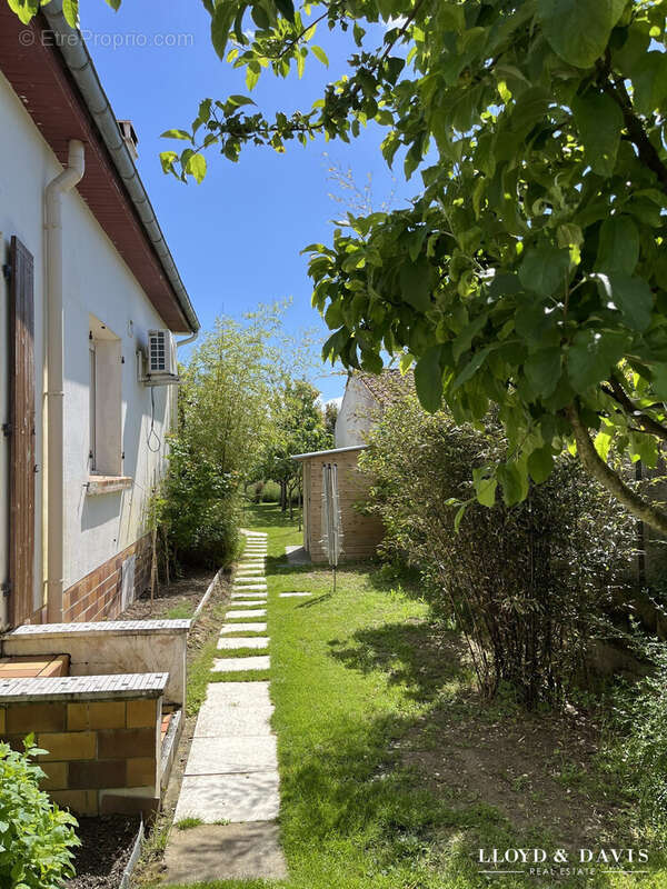 Maison à MESCHERS-SUR-GIRONDE