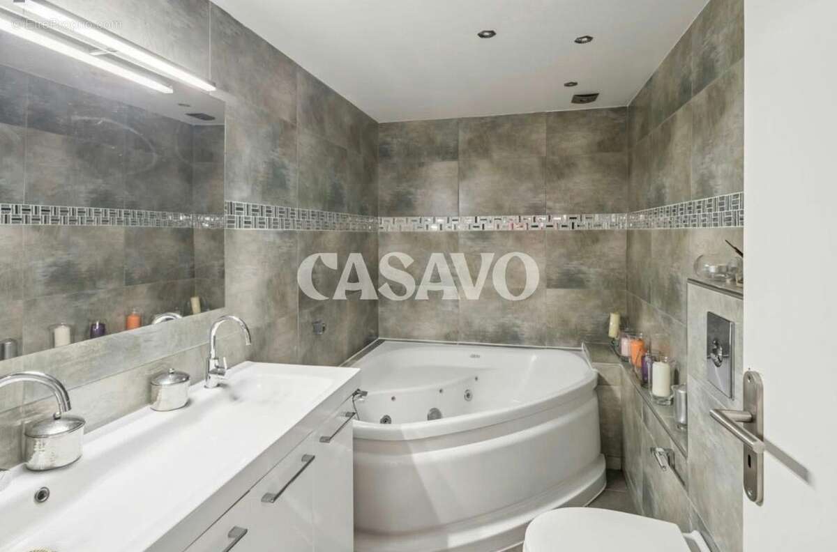 Vente Maison 5 pièces de 120m² - 95100 Argenteuil - photo 11