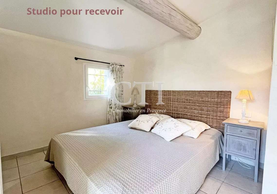 Maison à VAISON-LA-ROMAINE