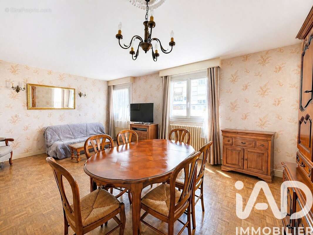 Photo 3 - Appartement à SAINT-ETIENNE