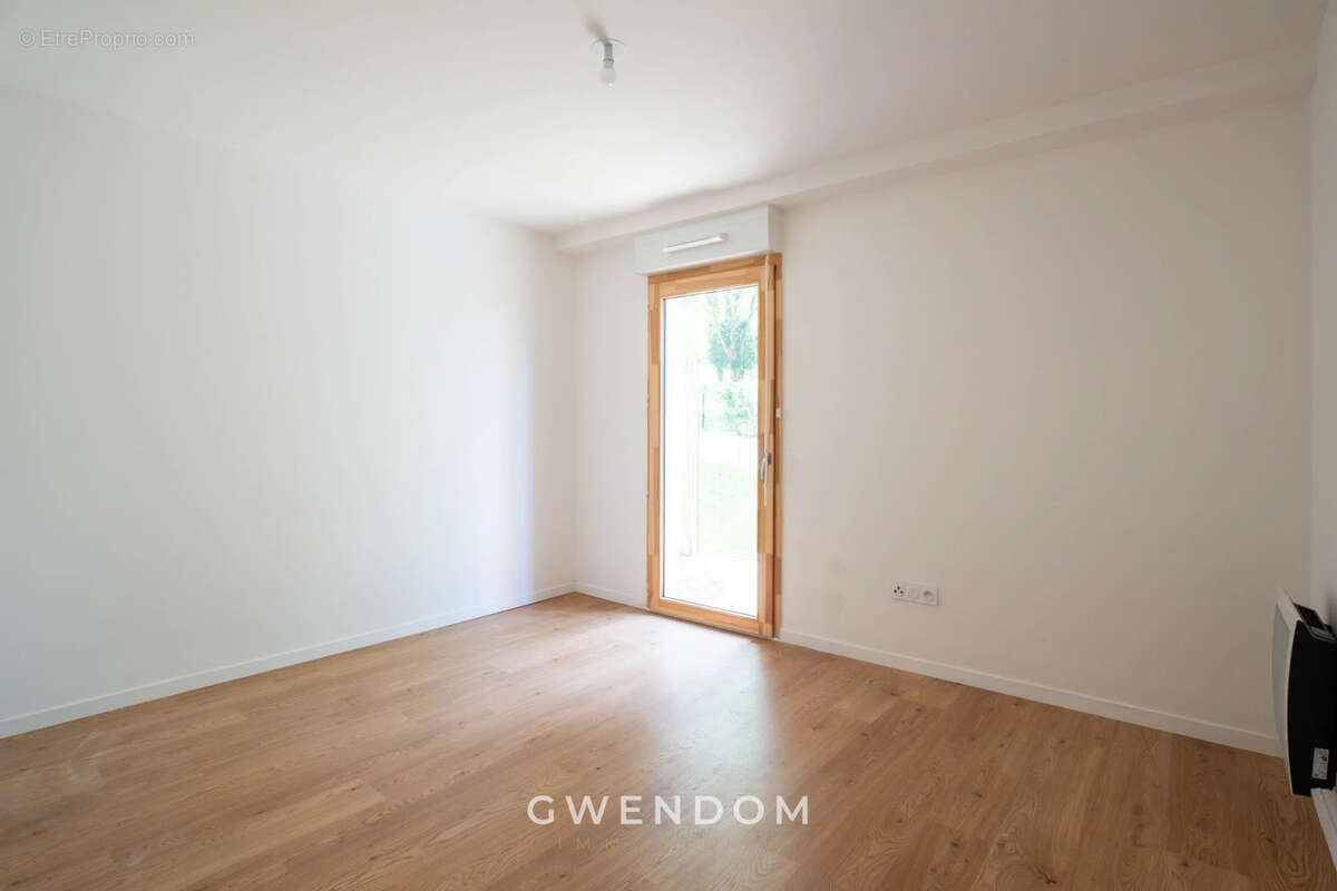 Appartement à TORCY