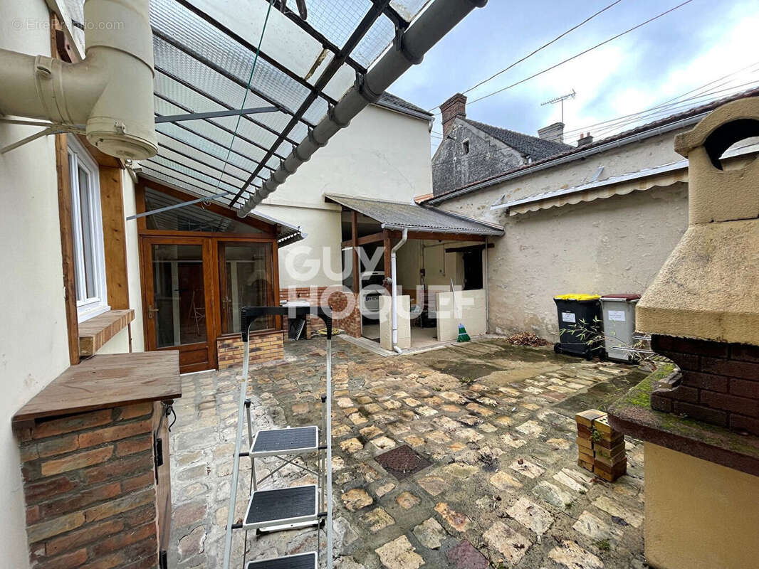 Maison à MILLY-LA-FORET