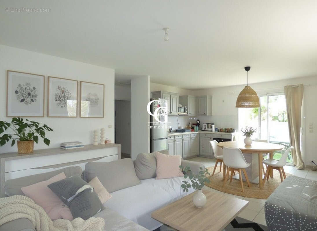 Maison à SAINT-MICHEL-CHEF-CHEF