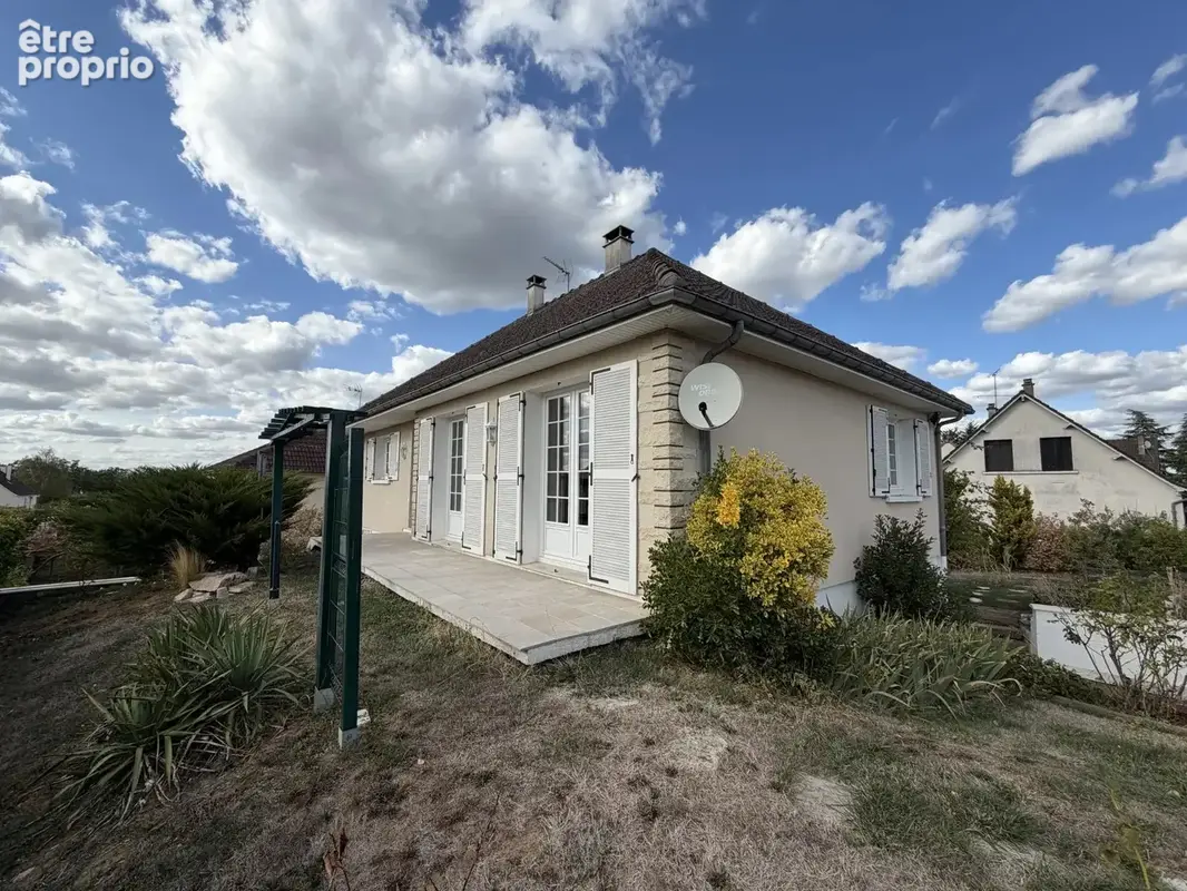 AUXERRE PÉRIPHÉRIE - Pavillon avec sous-sol et jardin - photo 10