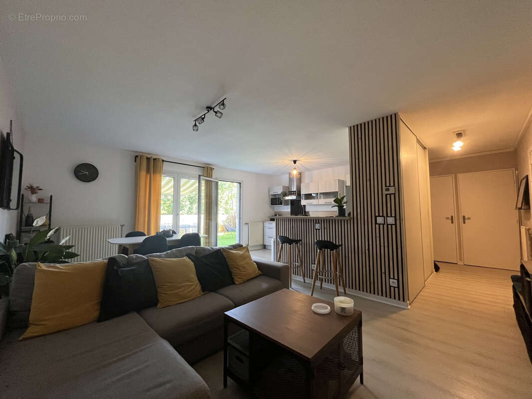 Appartement à GIERES
