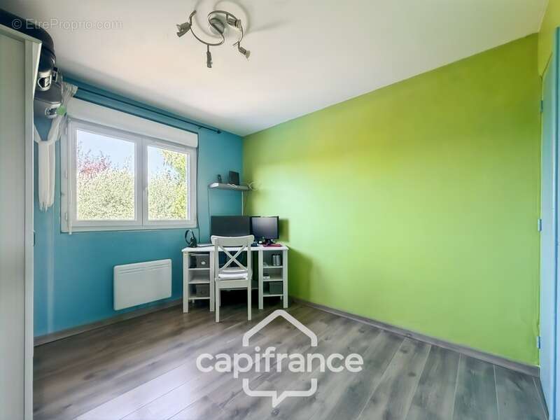Chanas – Une maison familiale au cœur d'un environnement naturel privilégié composé de 6 pièces - photo 11