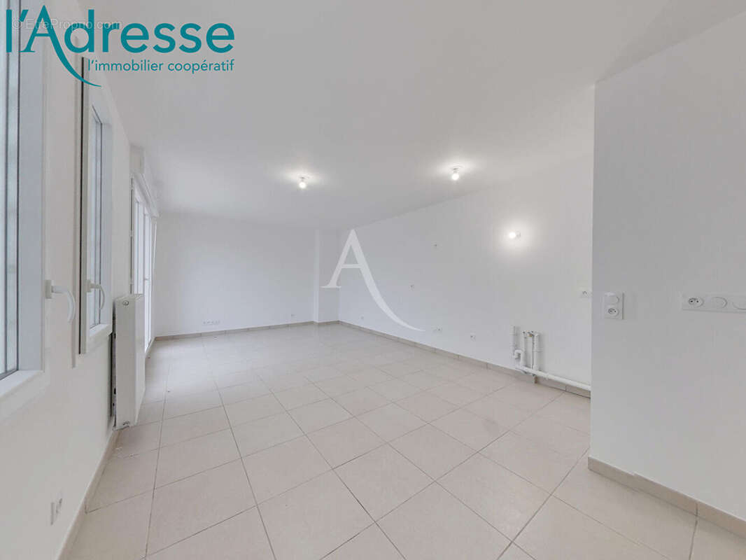 Appartement  3 pièce avec terrasse et parking en sous-sol - photo 2