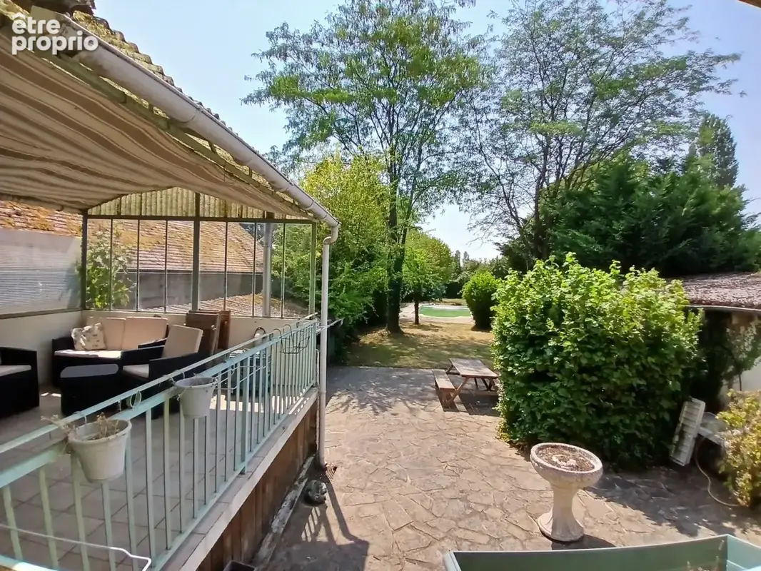 Patio towards the pool