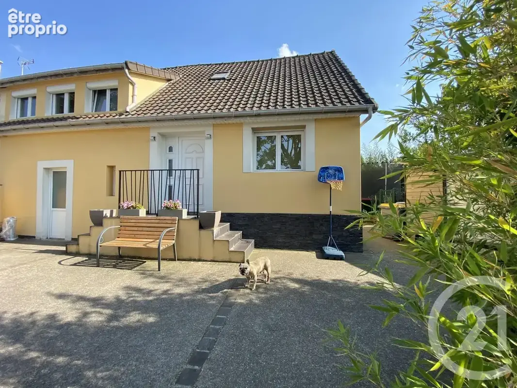 Maison à DAMMARTIN-EN-GOELE