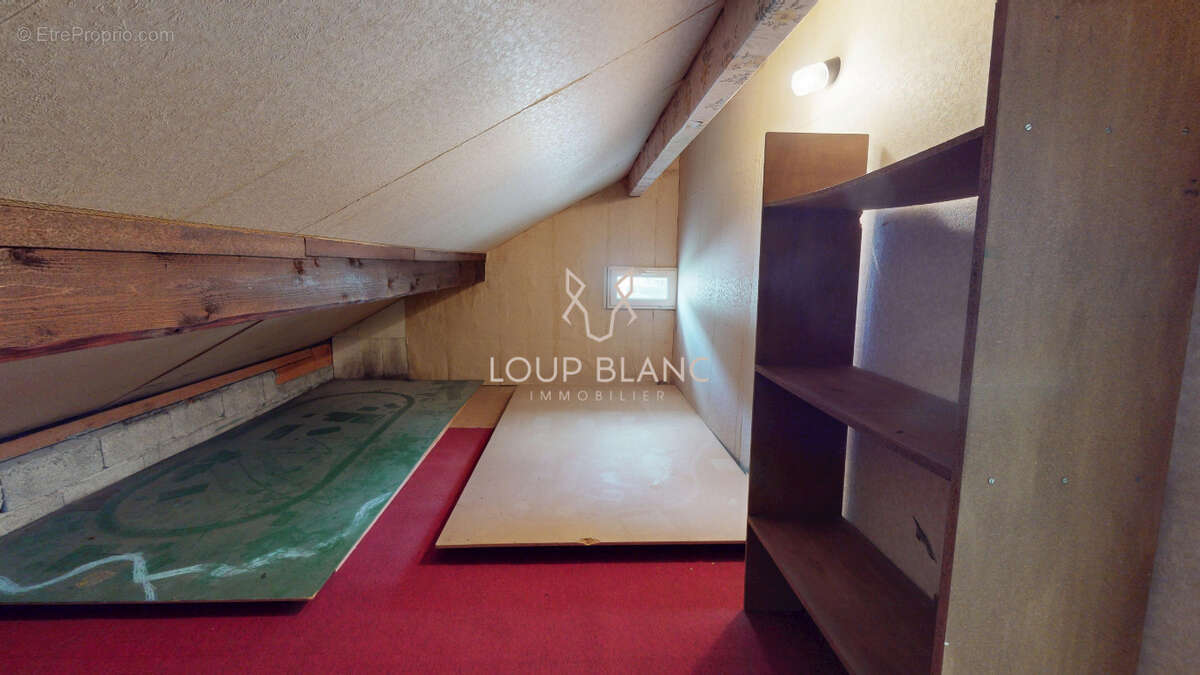 Maison à PONT-DE-ROIDE