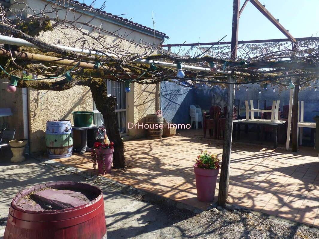 Commerce à SAINT-ANTOINE-DE-BREUILH