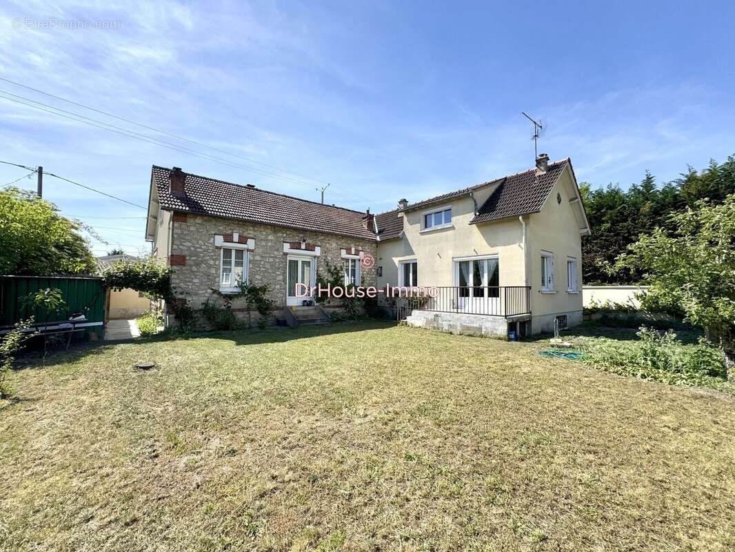 Maison à CHALETTE-SUR-LOING