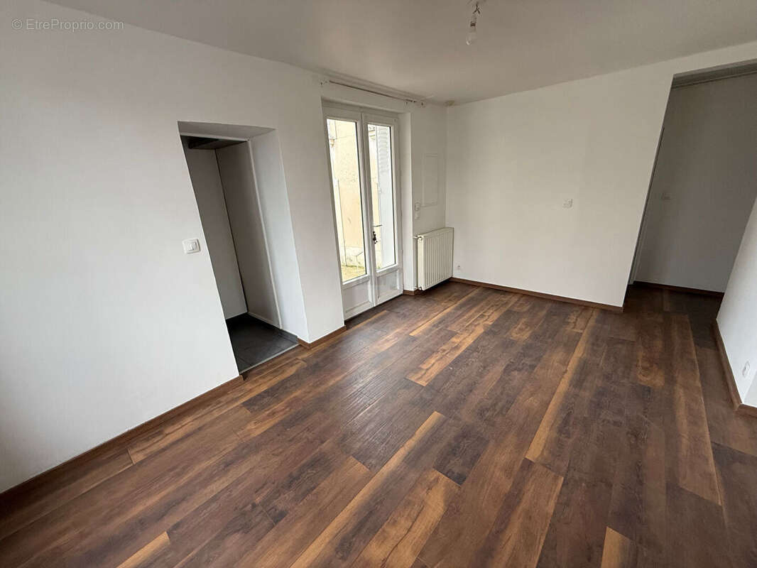 Appartement à LA FERTE-SOUS-JOUARRE