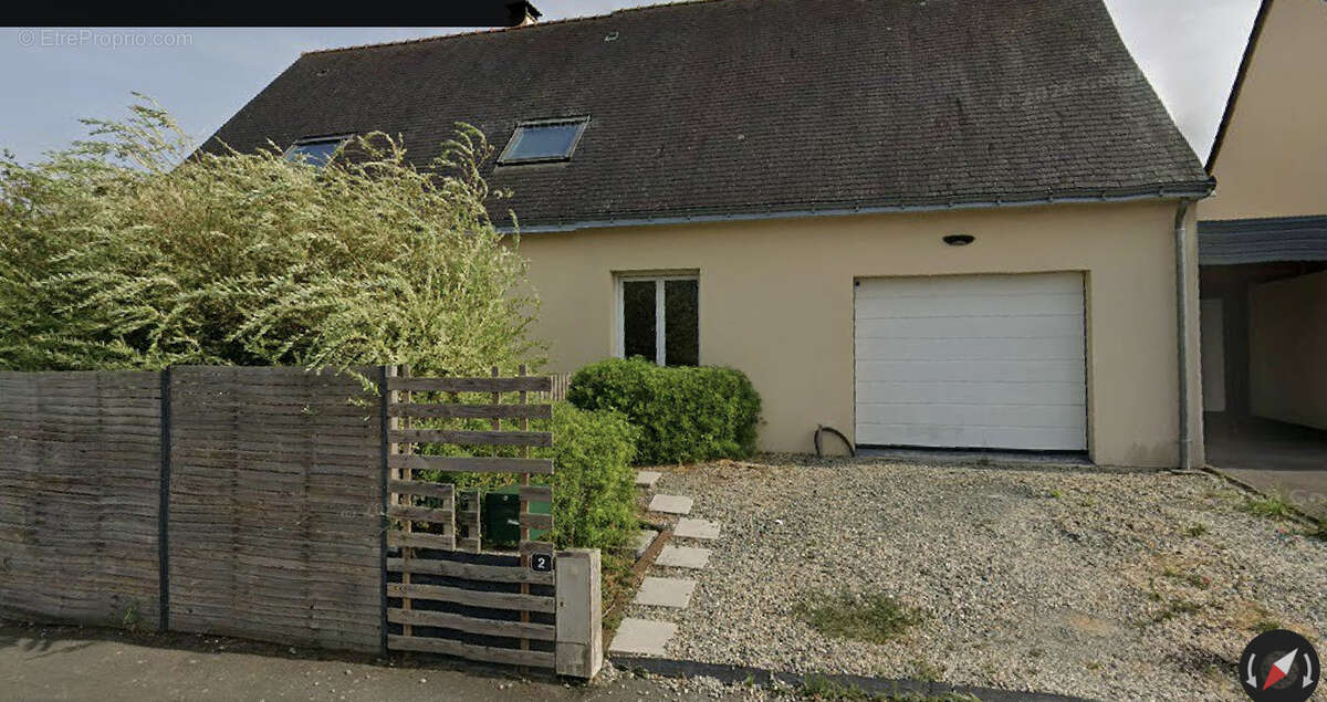 Maison à CHAMP-SUR-LAYON