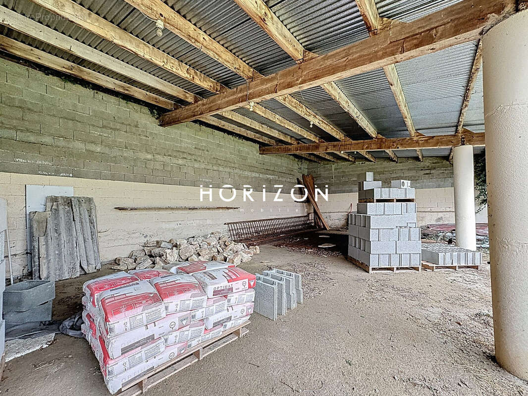 Maison à MOGNENEINS