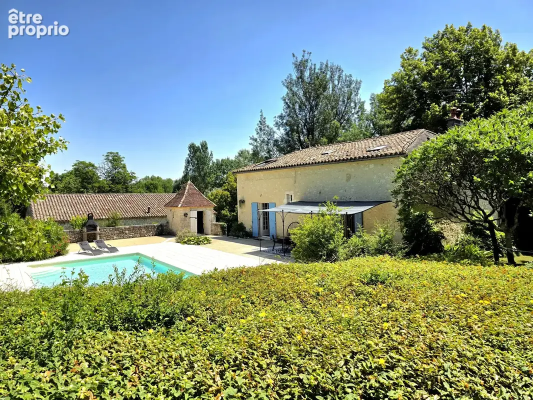 Proche d'Eymet - Belle maison en pierre avec pigeonnier, grange et piscine - photo 17