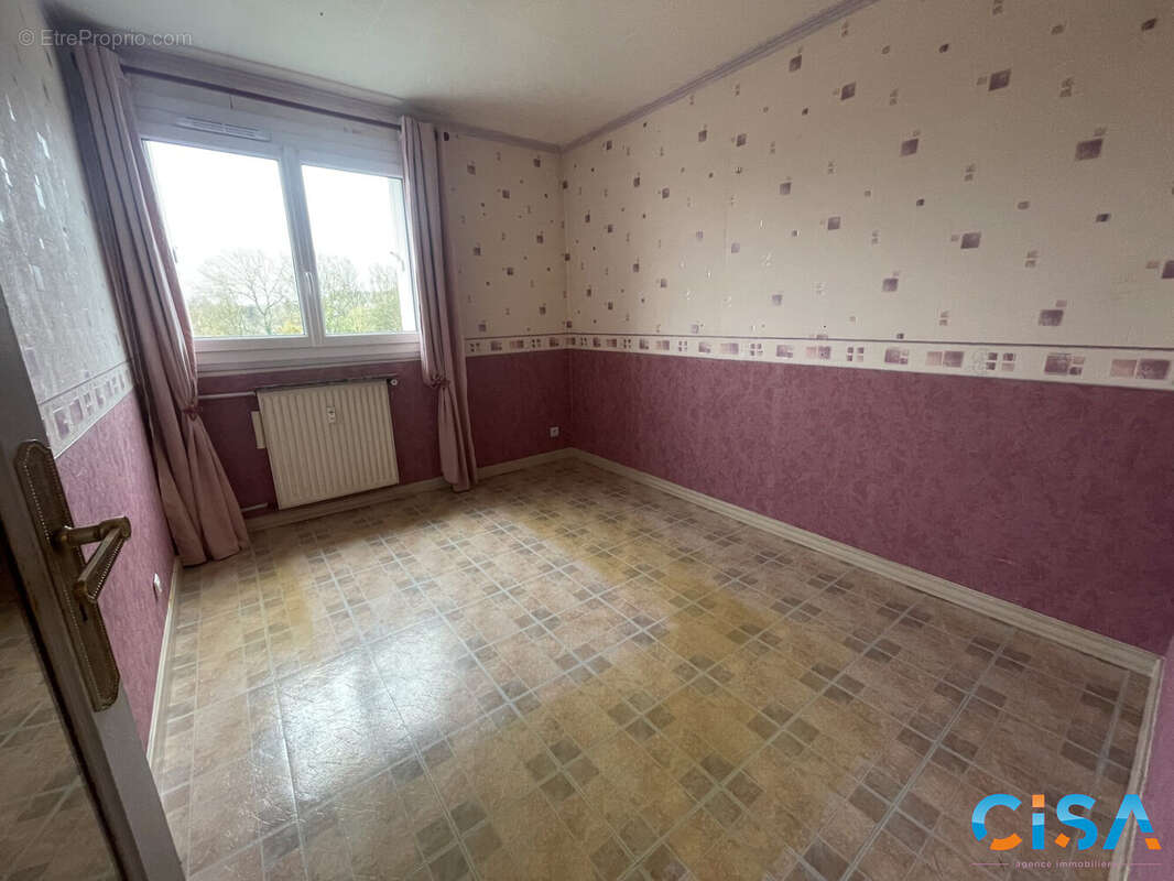 Appartement 80 m² à Montataire  - photo 9