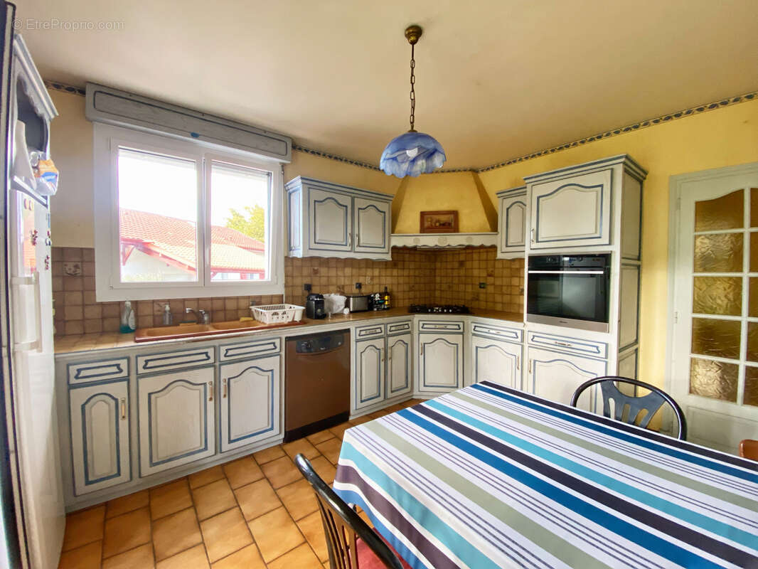 Maison à SAINT-PALAIS