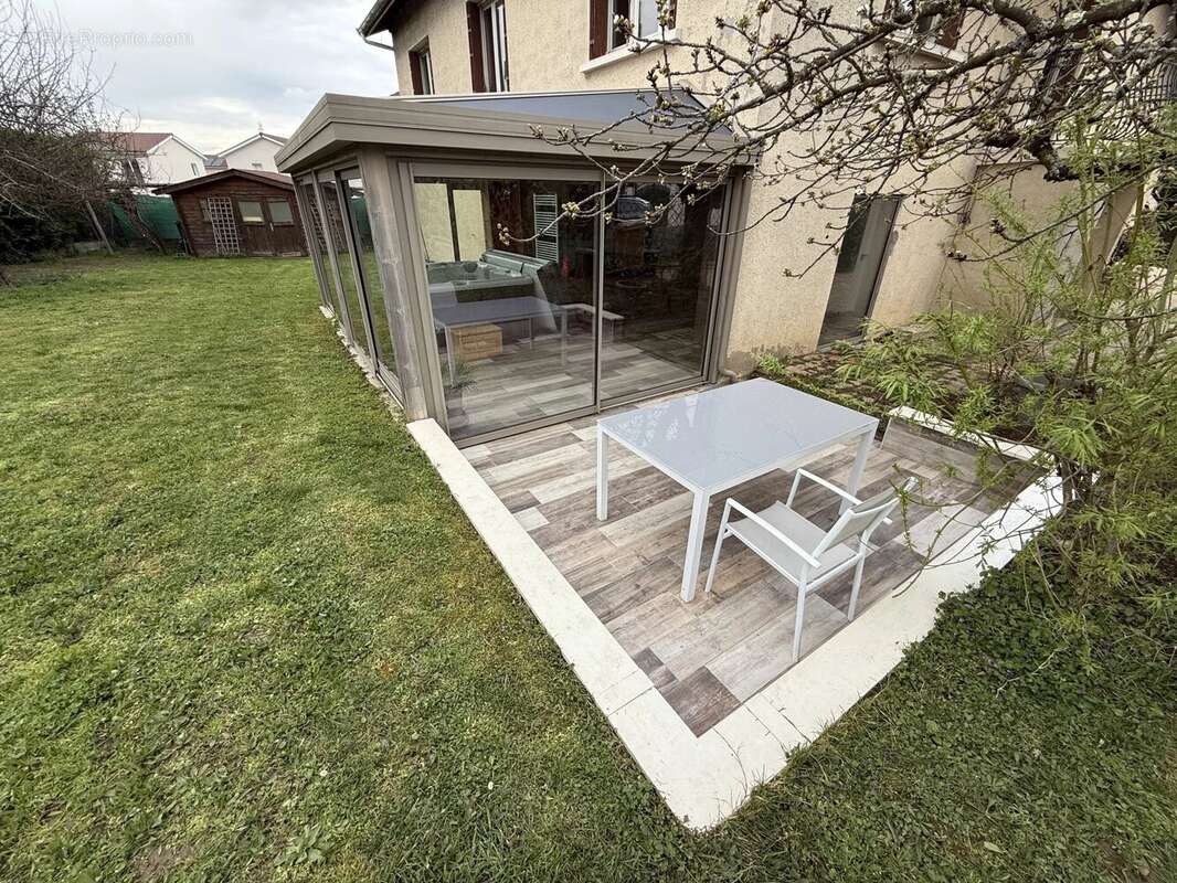 Maison à VILLEFRANCHE-SUR-SAONE