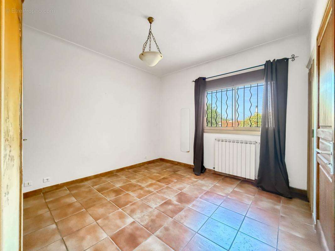 Maison à CAGNES-SUR-MER