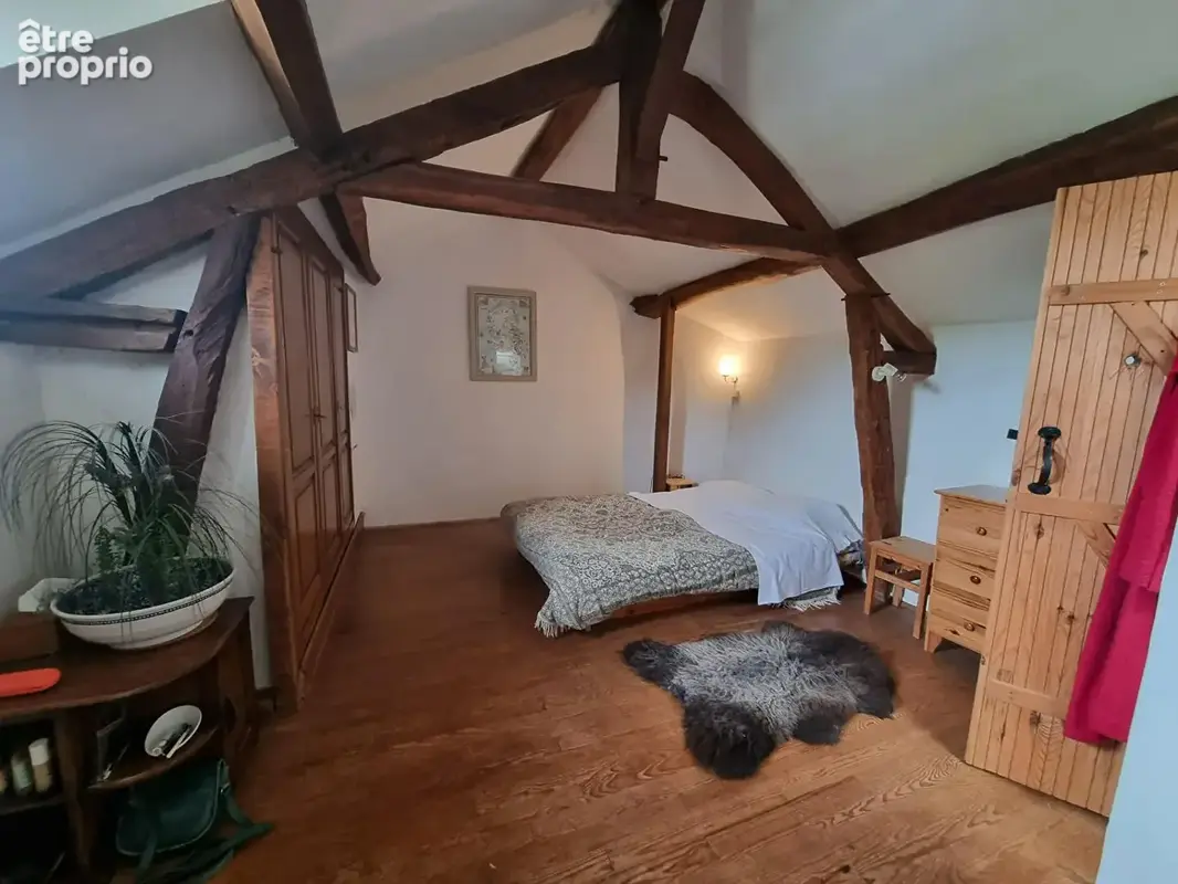 jolie maison de campagne avec piscine et terrain de 1960m² - photo 10