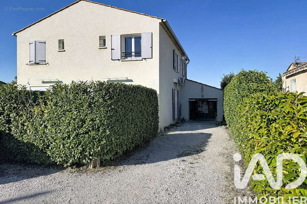 Photo 2 - Maison à ORAISON