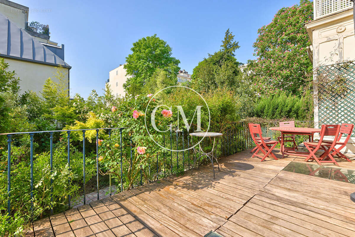 Appartement à VERSAILLES