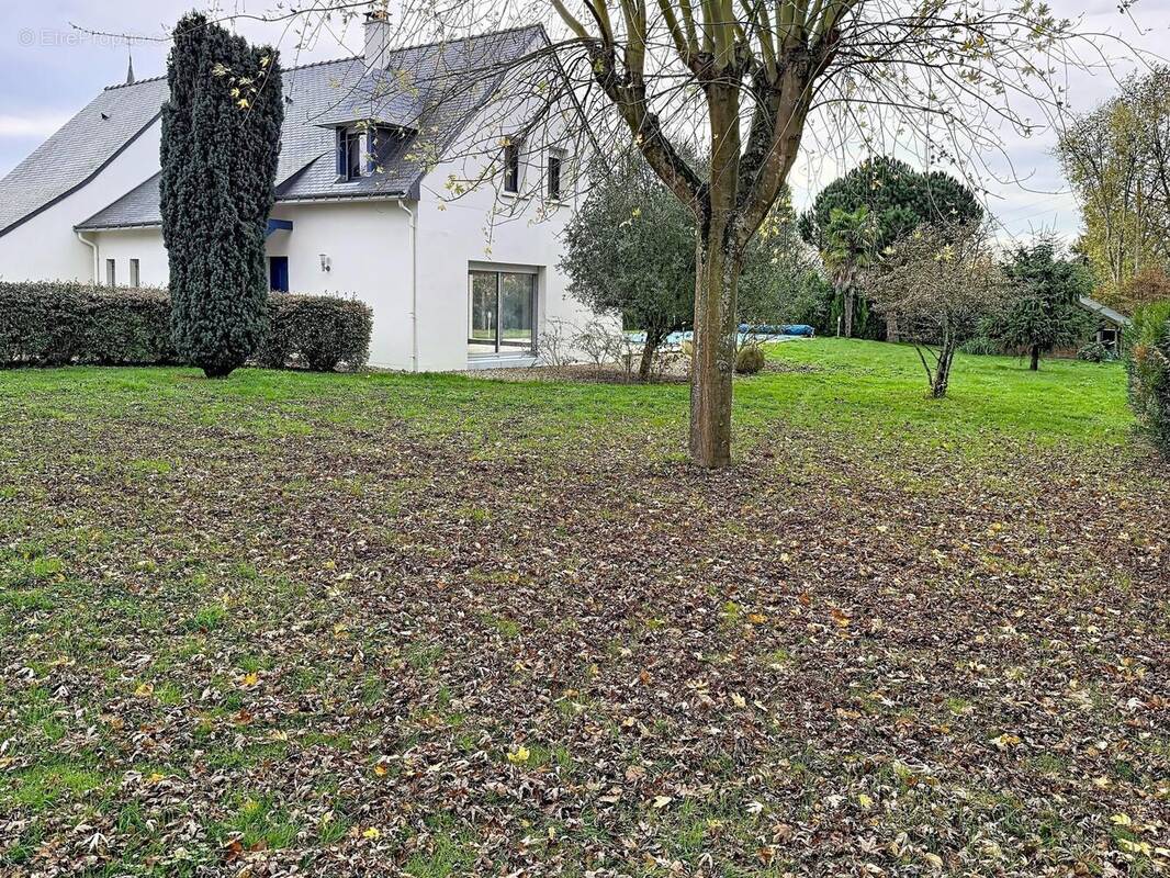 Photo 1 - Maison à SOULAIRE-ET-BOURG